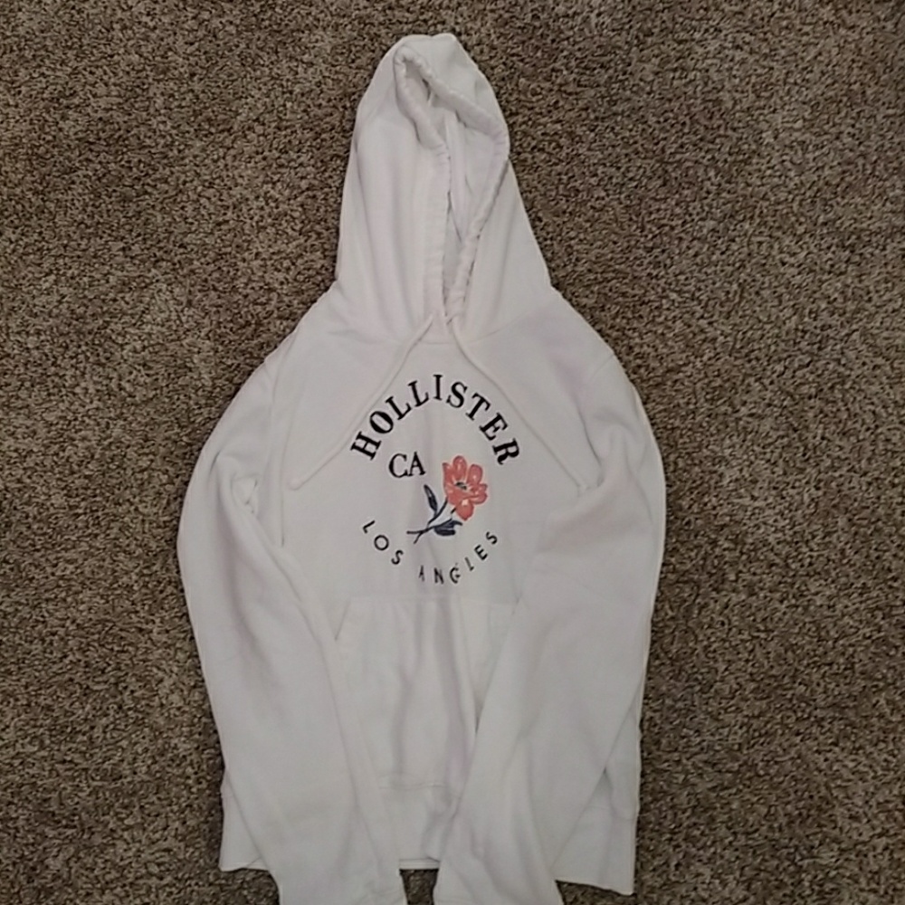 White Hollister sweatershirt